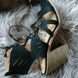 Dolce vita heels. Open. Straps